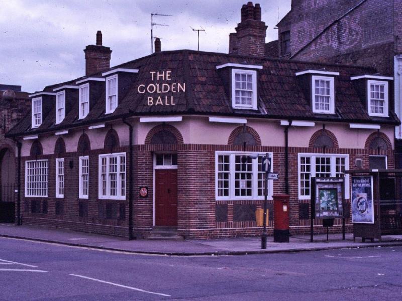 Corner House, St Neots •