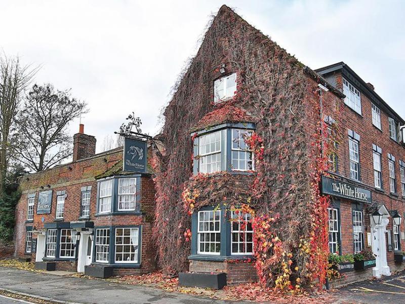 White Horse, Eaton Socon •