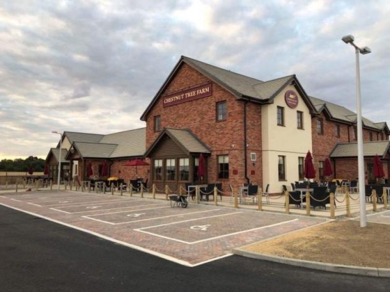 Chestnut Tree Farm, Pinewood