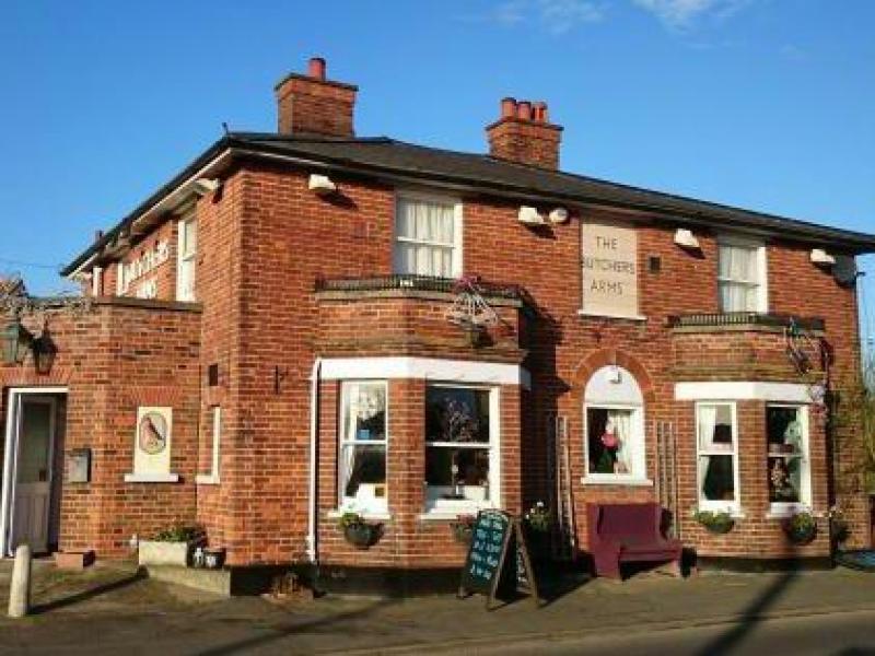 Butcher's Arms, Knodishall