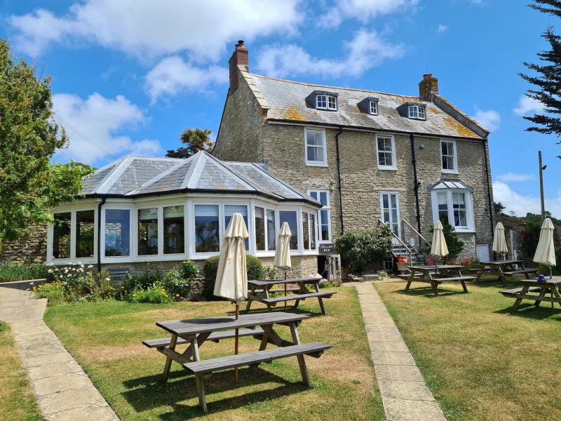 Chesil Beach Manor House Hotel, West Bexington •