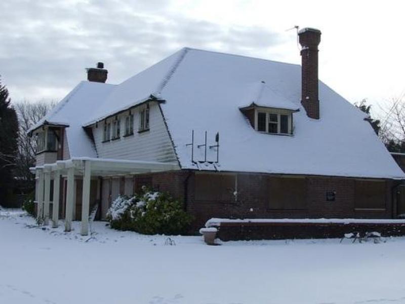 French Horn, Gerrards Cross •