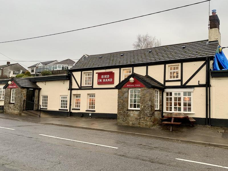 Bird in Hand, Pontarddulais