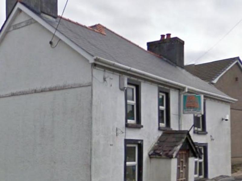 Albion Arms, Llanybydder