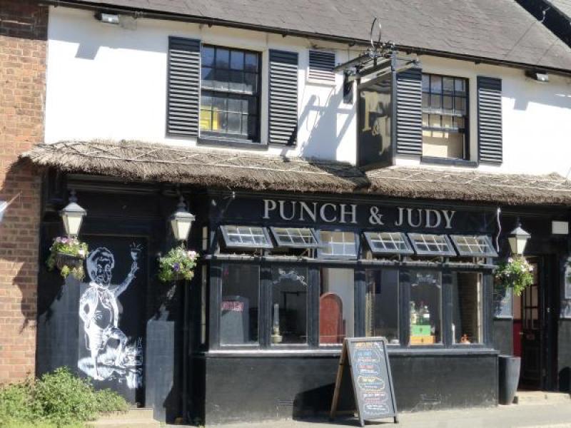 Punch & Judy, Tonbridge •