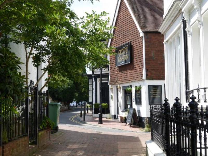 Grove Tavern, Tunbridge Wells •