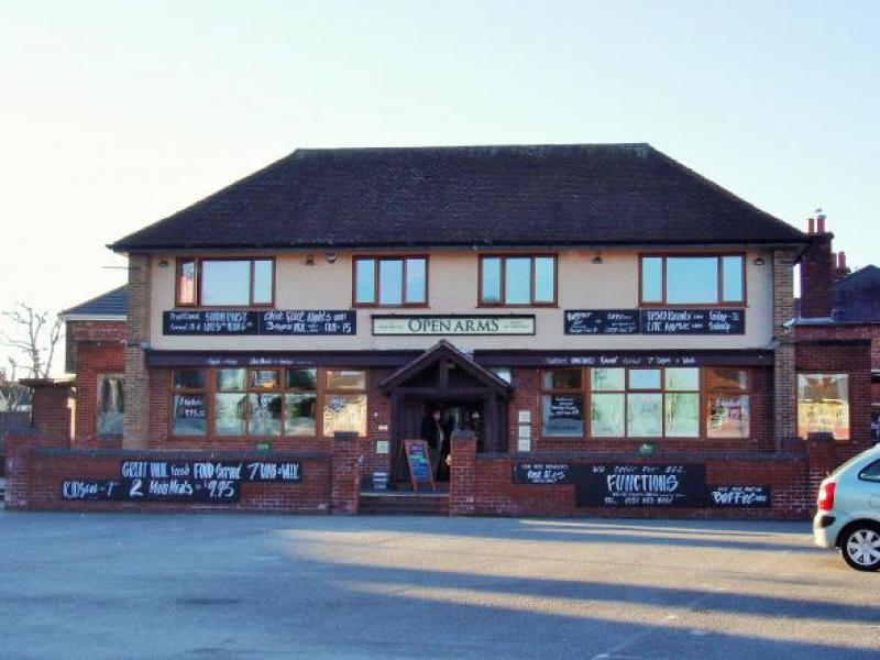 Avenue, Claughton •