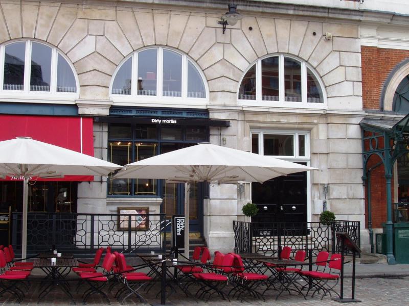 Dirty Martini, London •