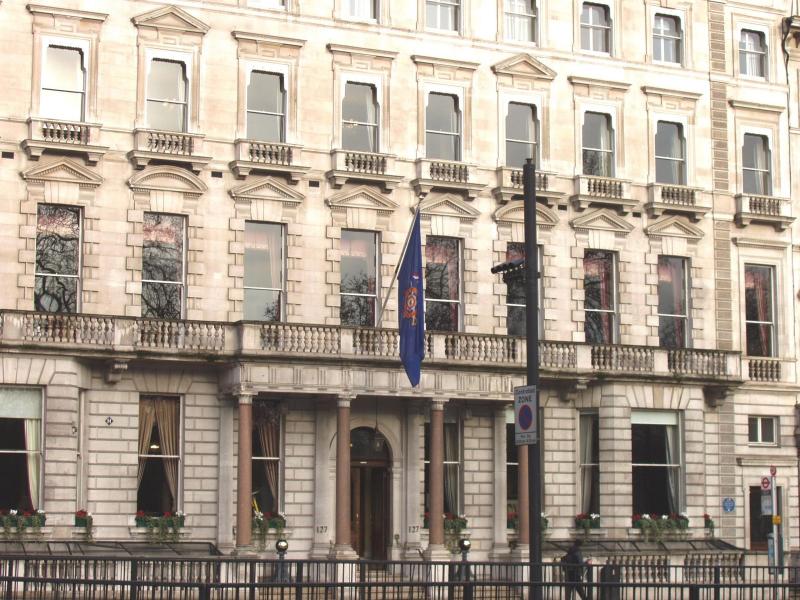 Cavalry & Guards Club, London