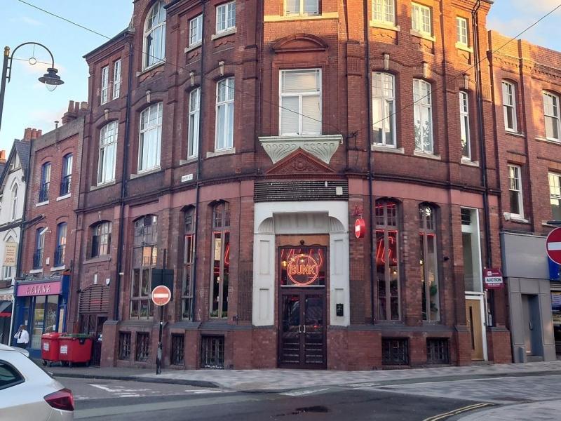 Bunk, Wolverhampton