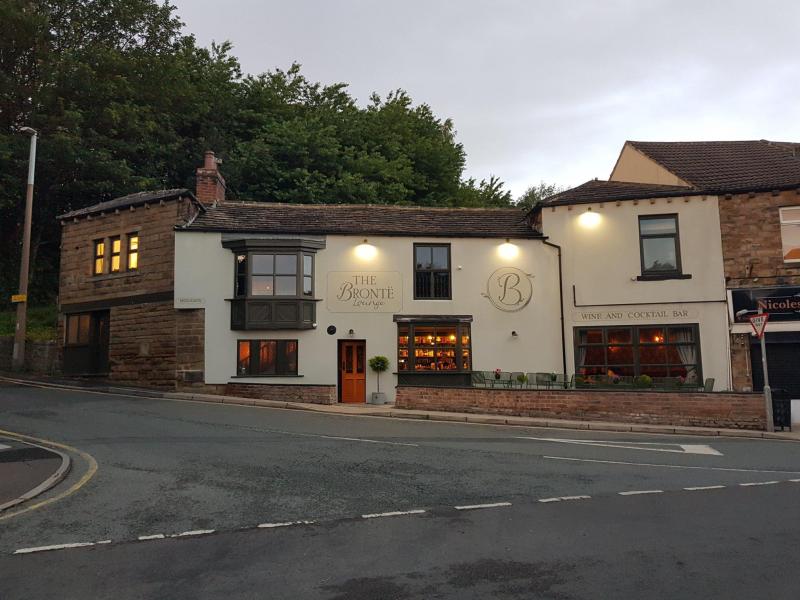 Bronte Lounge, Birstall