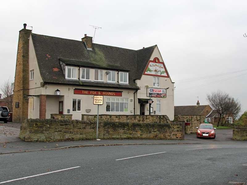 Fox & Hounds, Hanging Heaton •