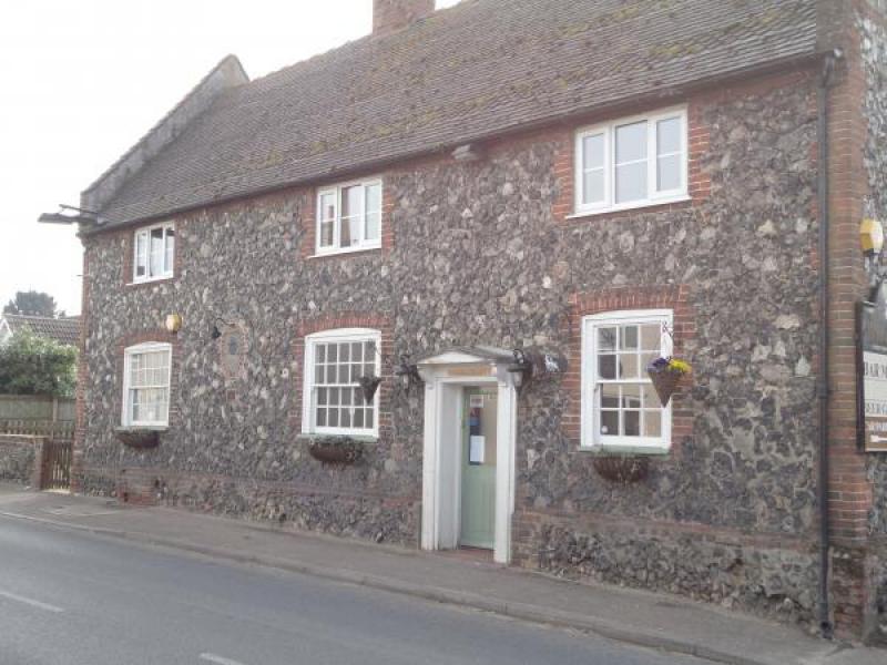 White Hart, Tuddenham St Mary •